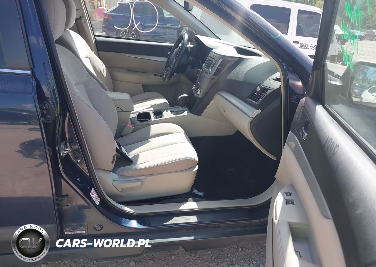 2014 Subaru Outback 2.5I Premium VIN:4S4BRBCC6E3218204 - 5