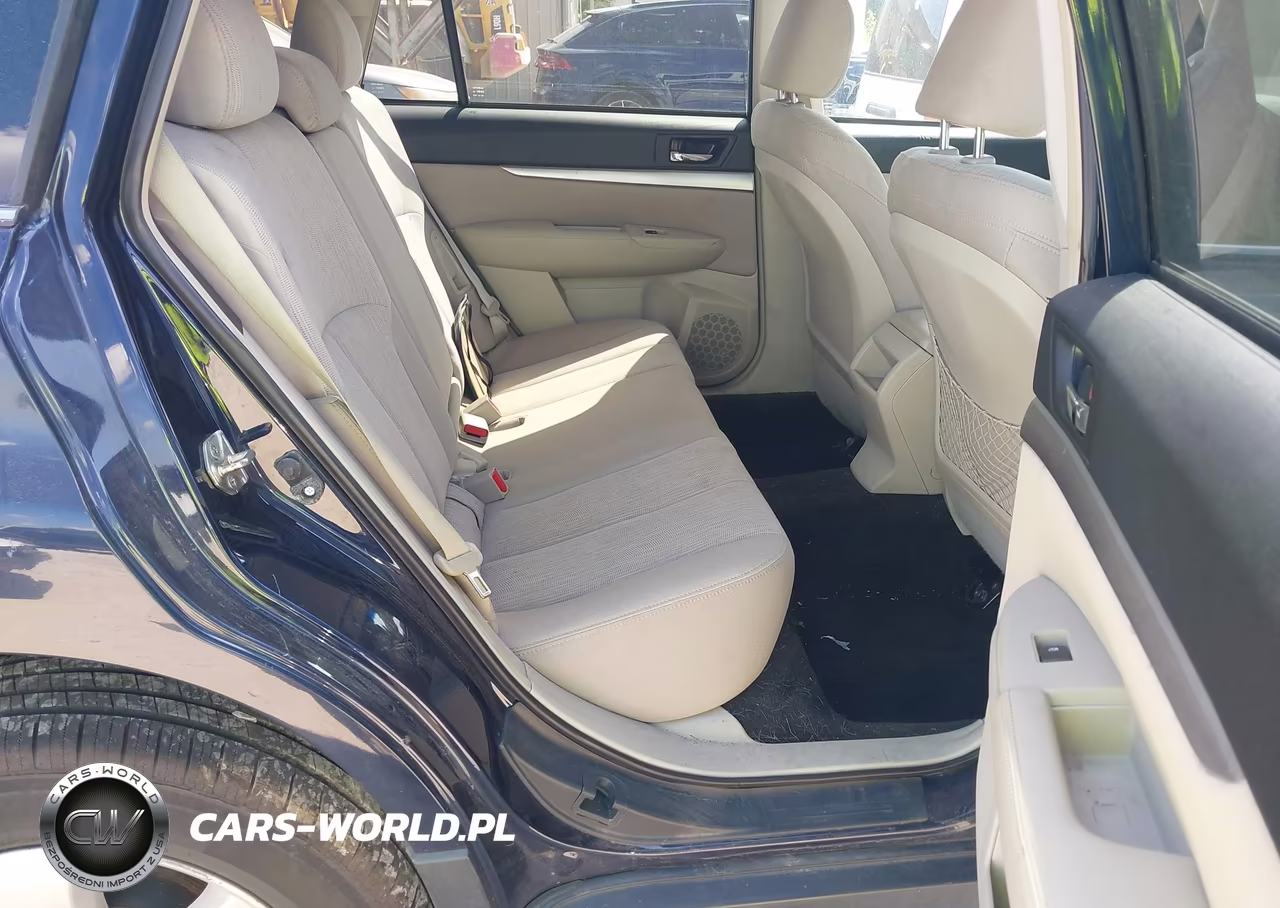2014 Subaru Outback 2.5I Premium VIN:4S4BRBCC6E3218204 - 8