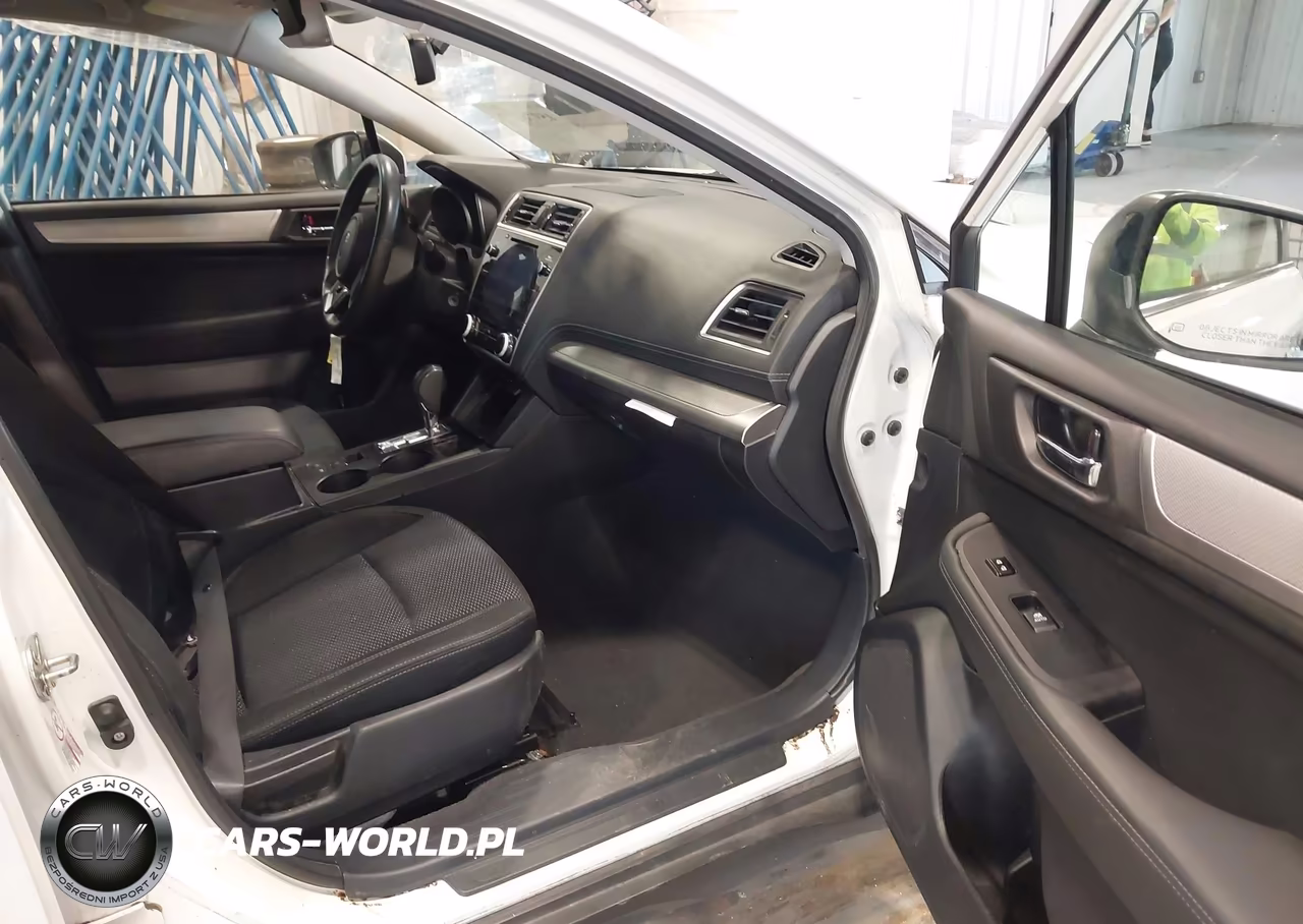 2019 Subaru Outback 2.5I Premium VIN:4S4BSAFC9K3343512 - 5