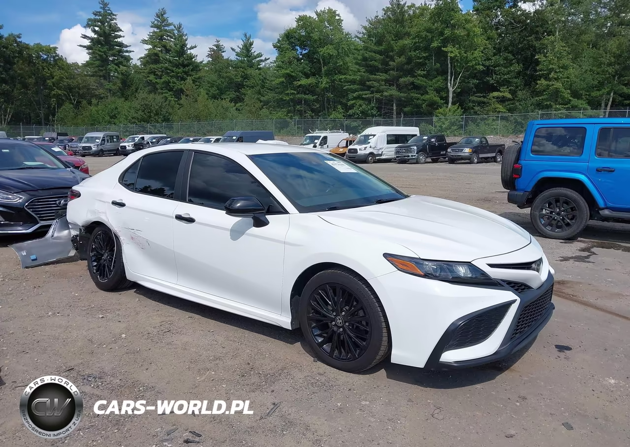 2021 Toyota Camry Se Nightshade Edition