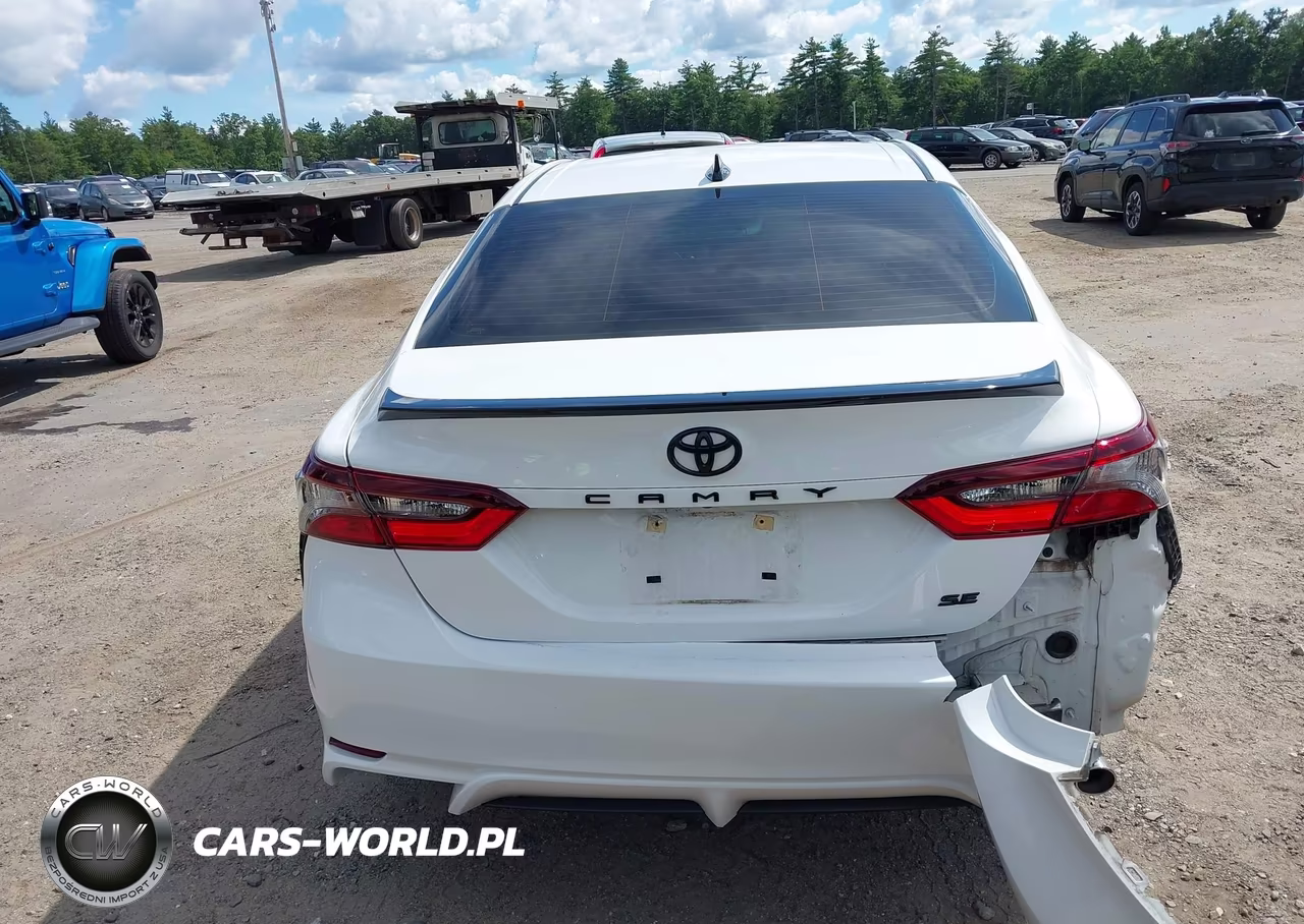 2021 Toyota Camry Se Nightshade Edition VIN:4T1G11AK7MU431401 - 16