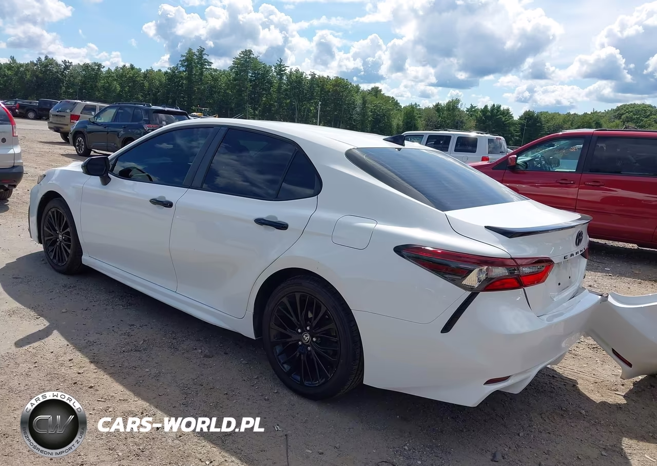 2021 Toyota Camry Se Nightshade Edition VIN:4T1G11AK7MU431401 - 3