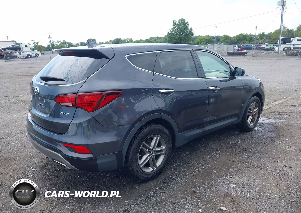 2017 Hyundai Santa Fe Sport 2.4L VIN:5XYZT3LB8HG453964 - 4