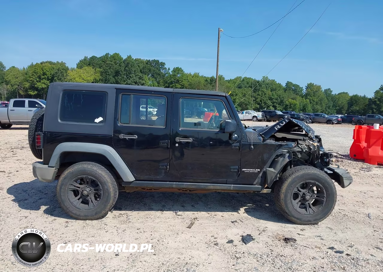 2008 Jeep Wrangler Unlimited Rubicon VIN:1J4GA69158L588993 - 13