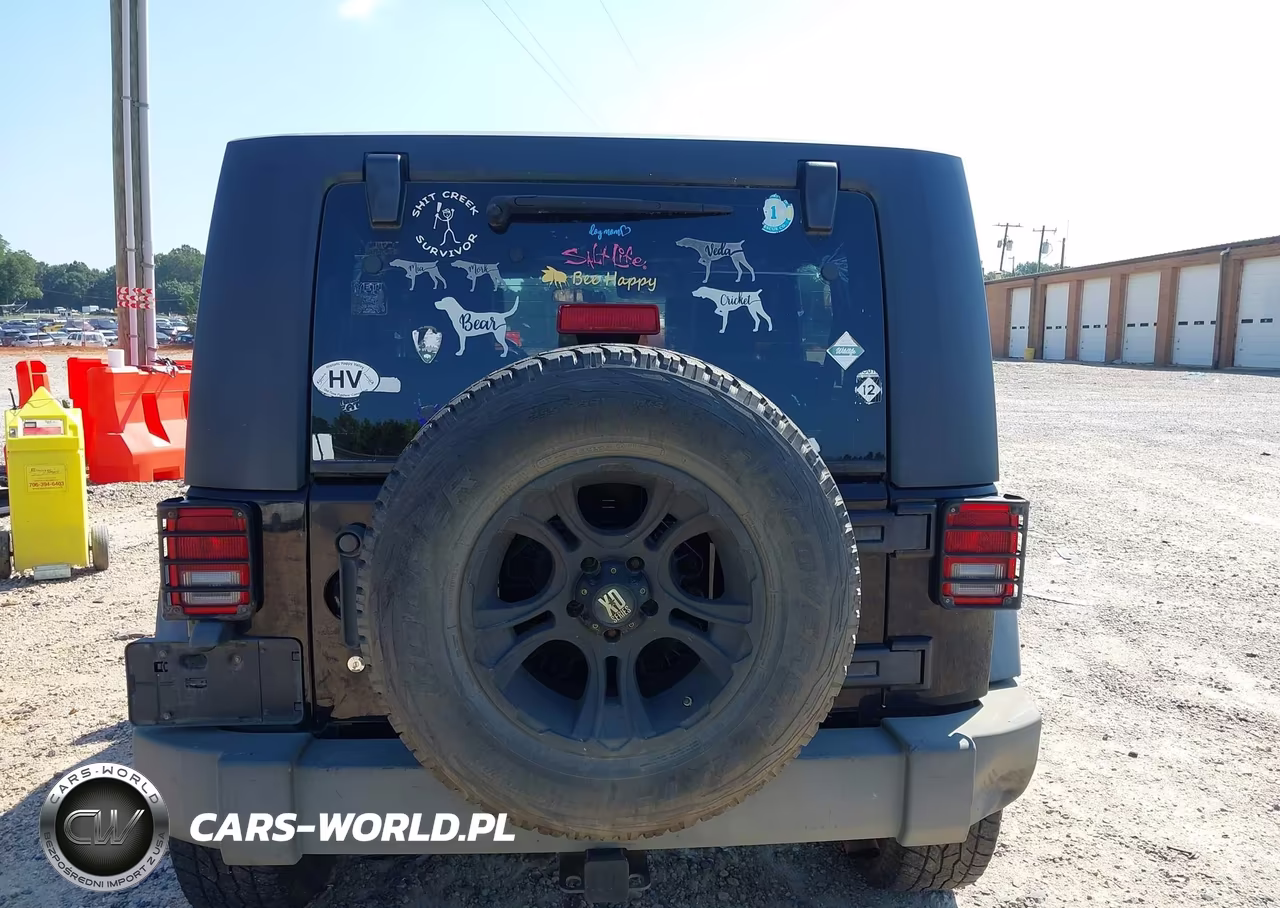 2008 Jeep Wrangler Unlimited Rubicon VIN:1J4GA69158L588993 - 16