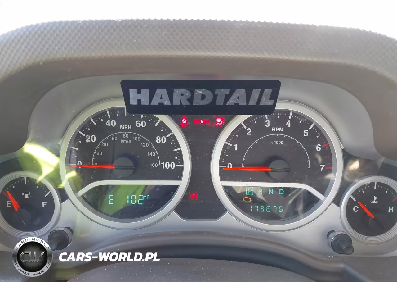 2008 Jeep Wrangler Unlimited Rubicon VIN:1J4GA69158L588993 - 7