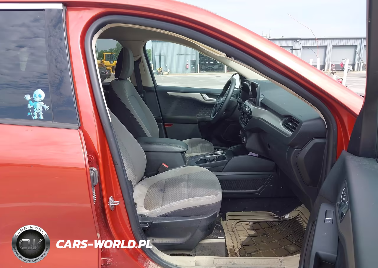 2020 Ford Escape Se VIN:1FMCU0G66LUA61955 - 5