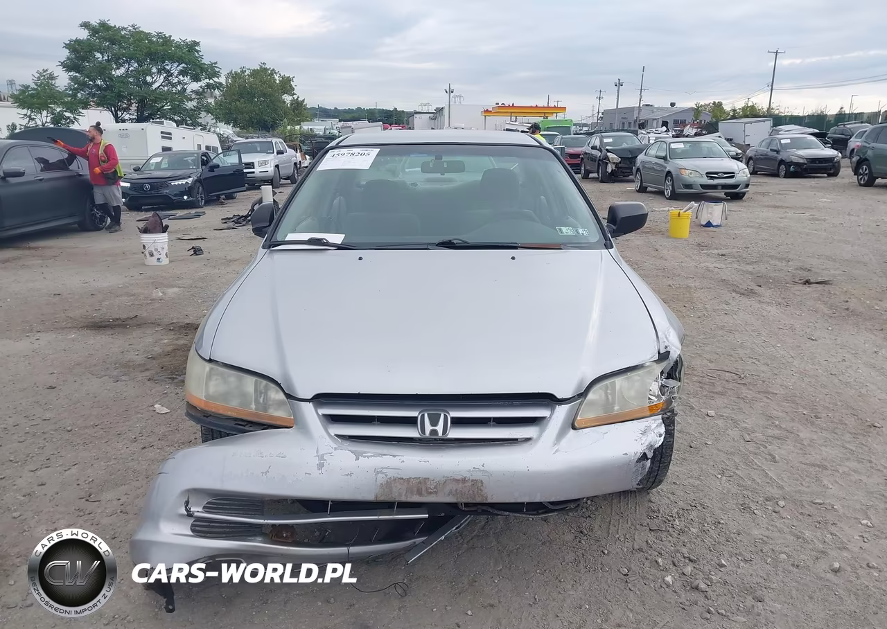 2002 Honda Accord 2.3 Vp VIN:1HGCF86632A055689 - 12