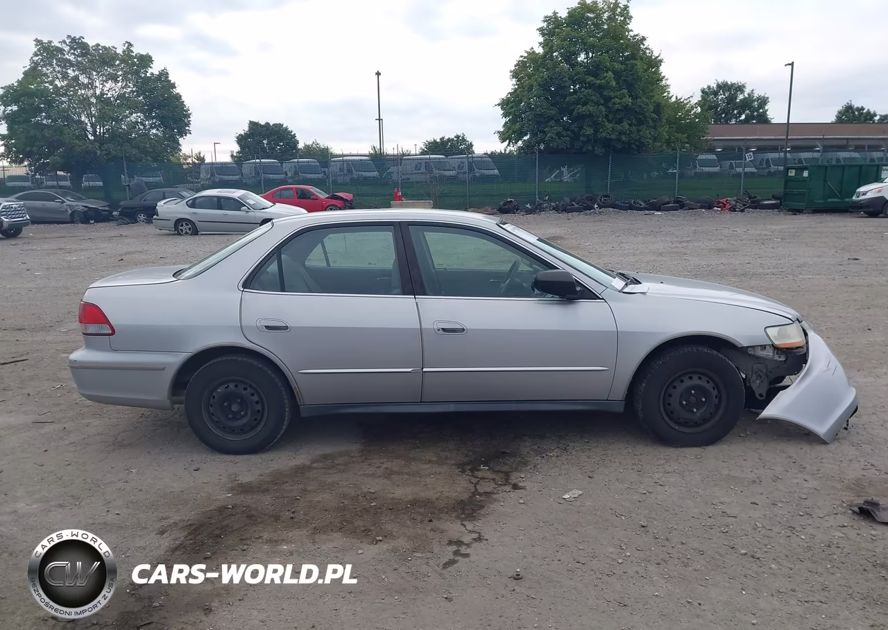 2002 Honda Accord 2.3 Vp VIN:1HGCF86632A055689 - 13