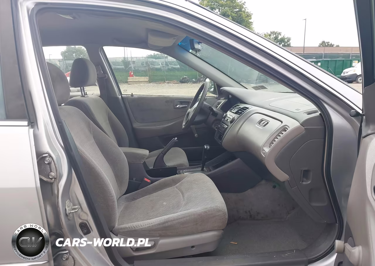 2002 Honda Accord 2.3 Vp VIN:1HGCF86632A055689 - 5