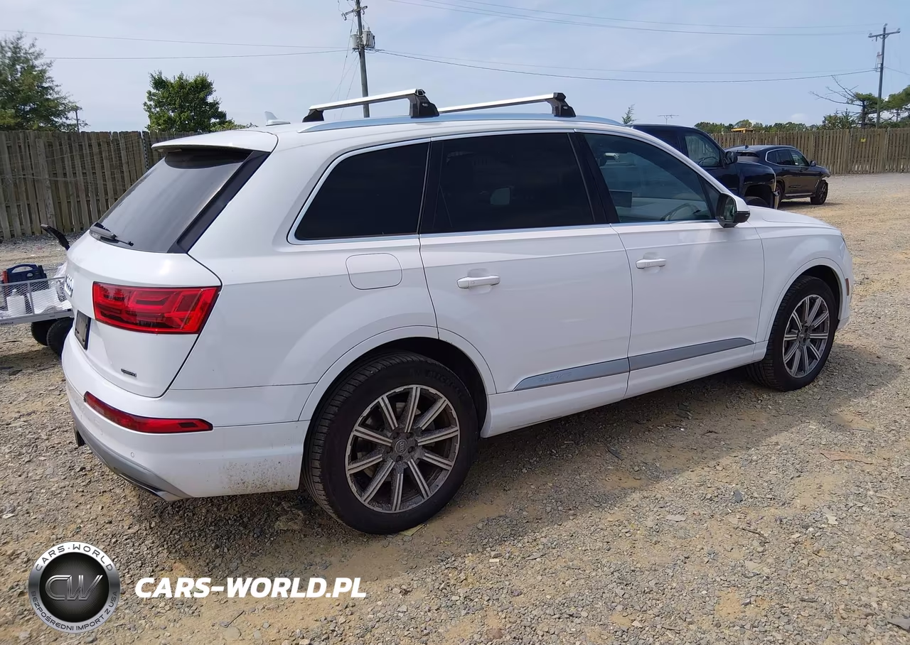 2018 Audi Q7 2.0T Premium VIN:WA1LHAF73JD019646 - 4