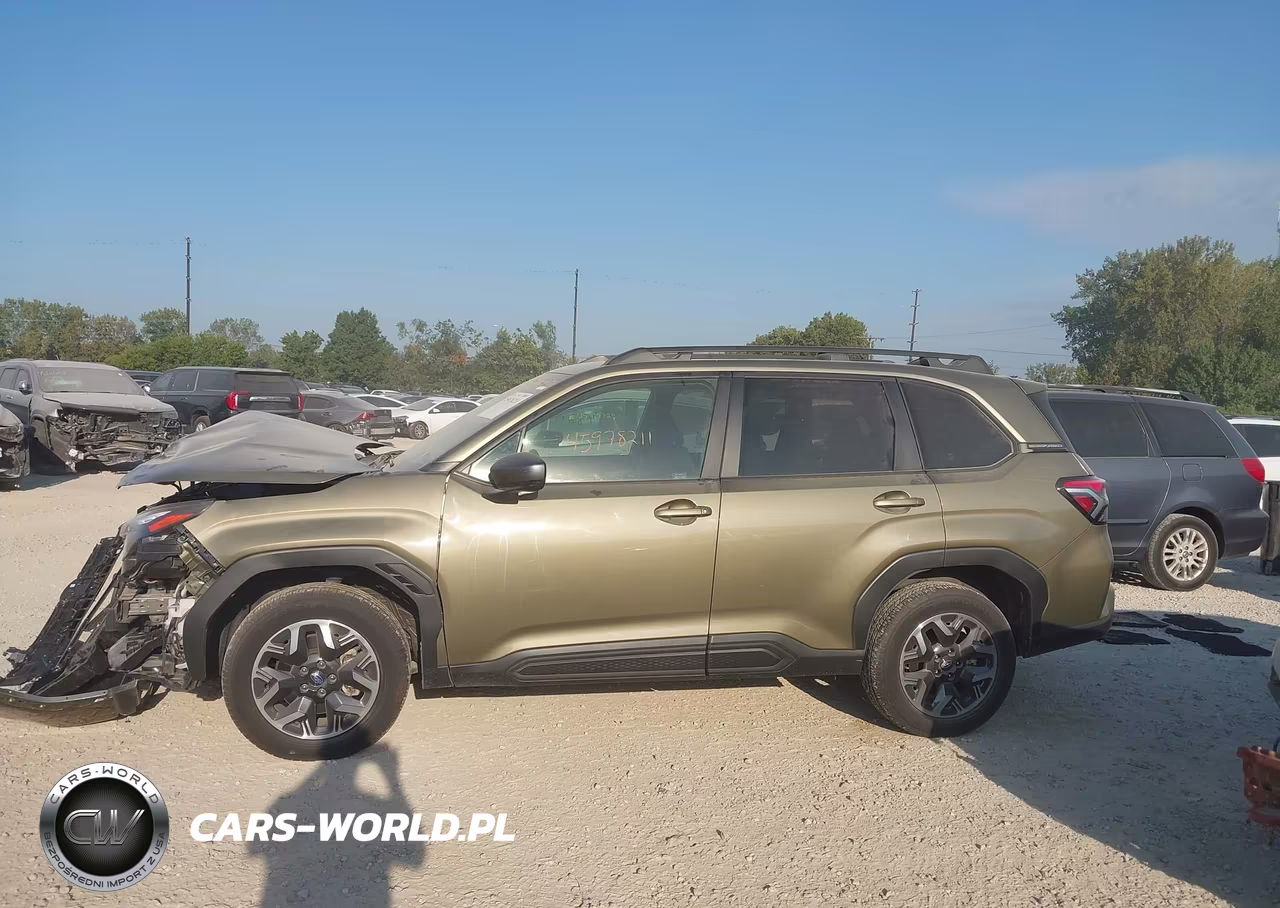 2025 Subaru Forester Premium VIN:JF2SLDDC0SH466058 - 15