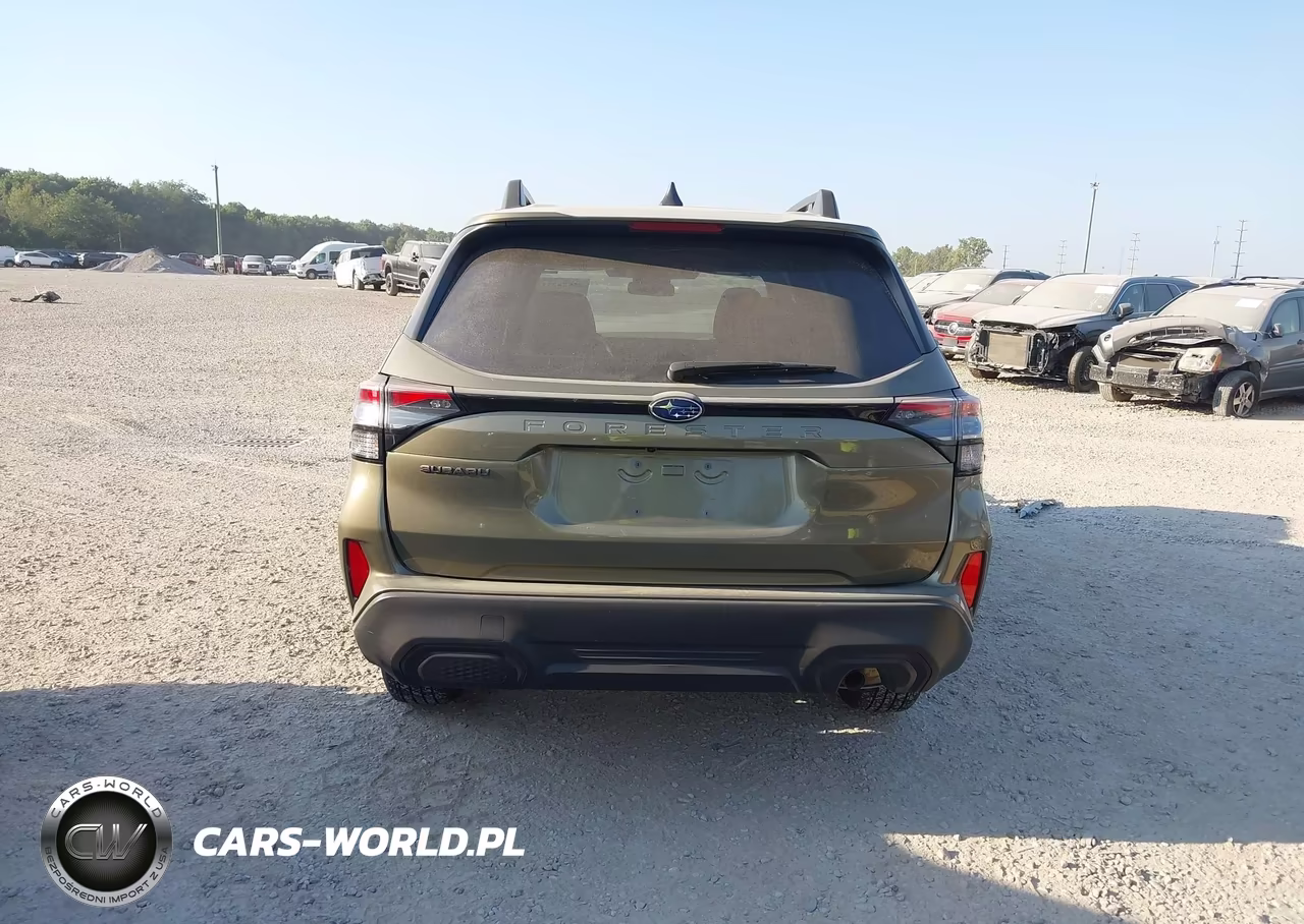 2025 Subaru Forester Premium VIN:JF2SLDDC0SH466058 - 17