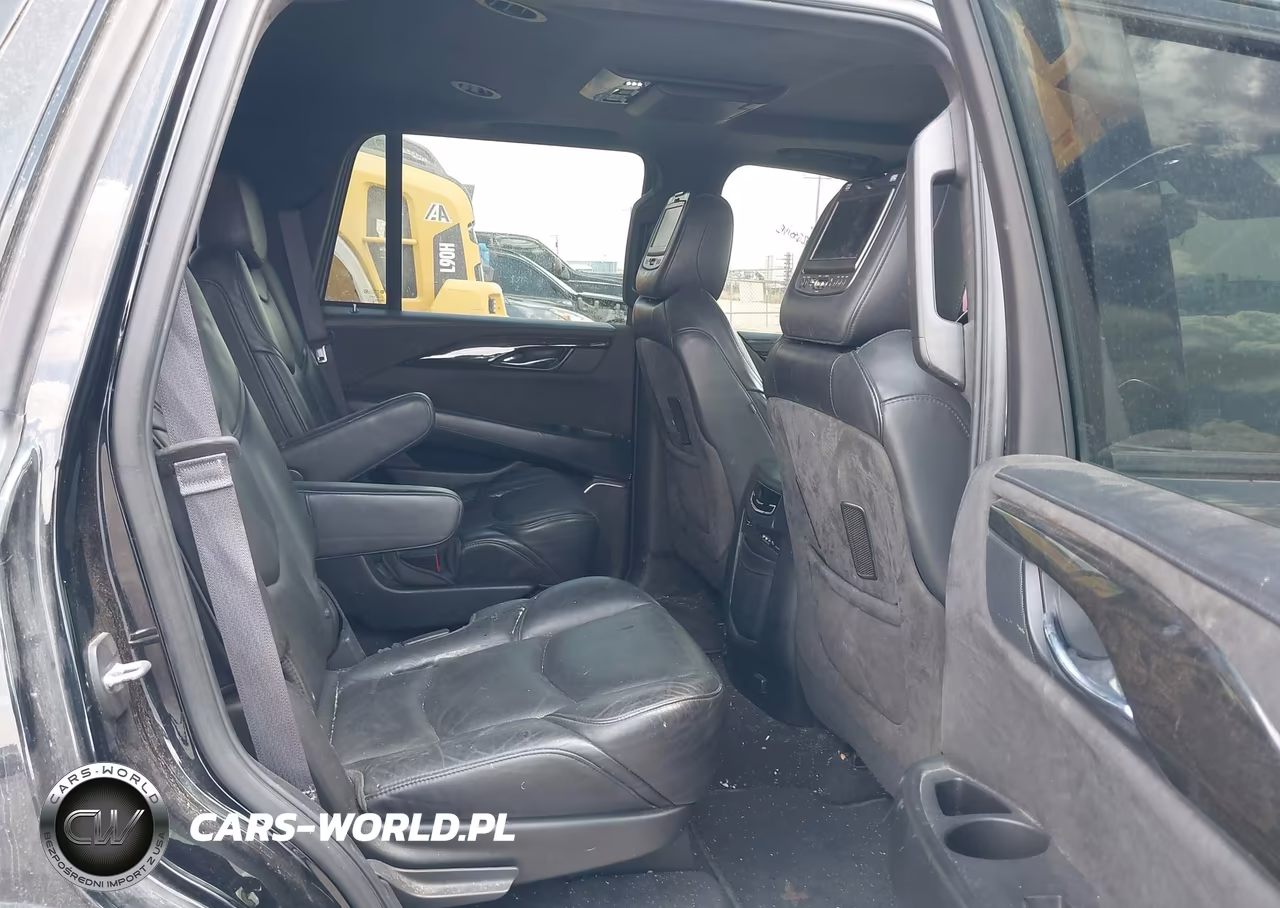 2016 Cadillac Escalade Platinum VIN:1GYS4DKJ8GR370820 - 8