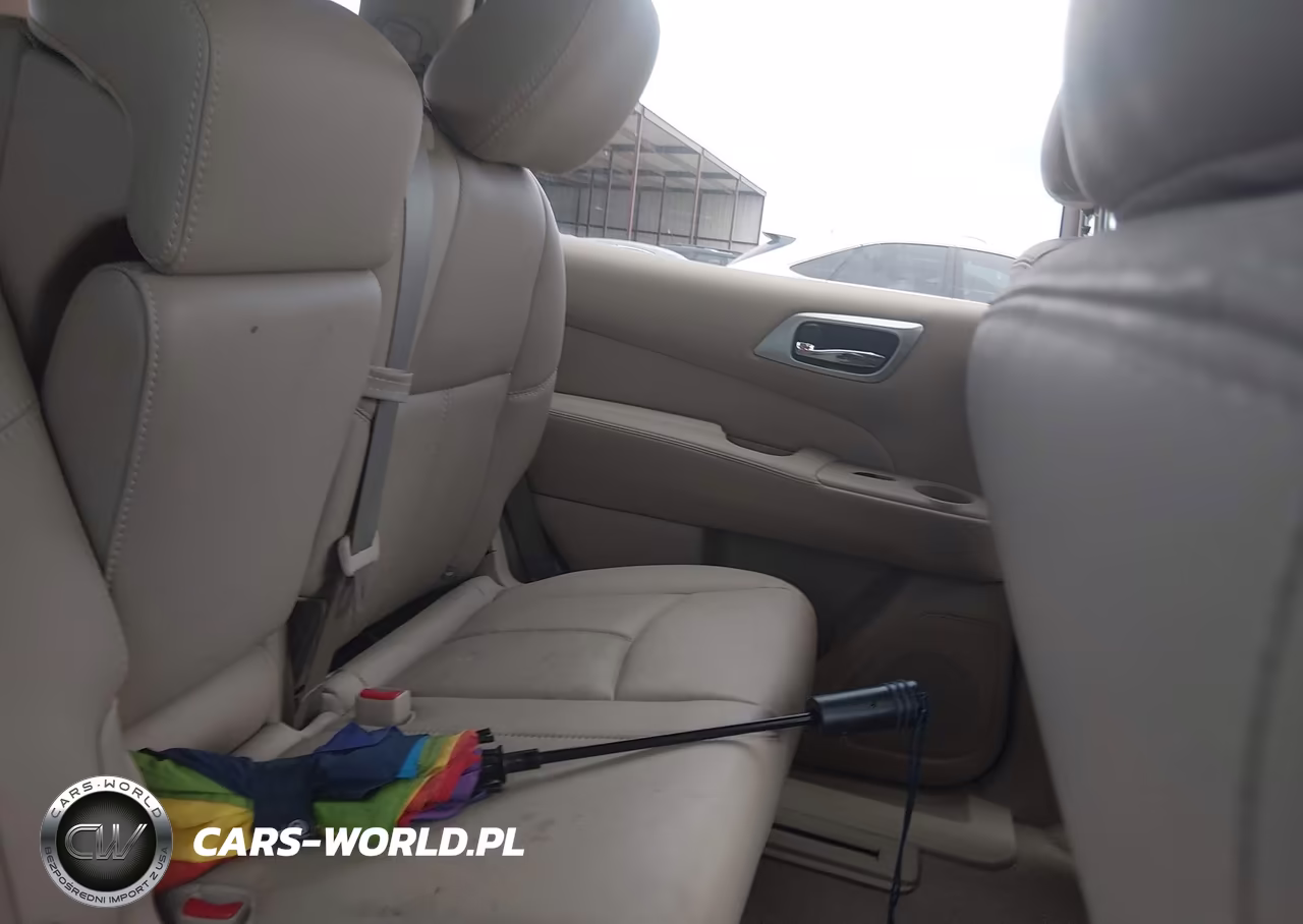 2015 Nissan Pathfinder Platinum VIN:5N1AR2MN9FC634776 - 8
