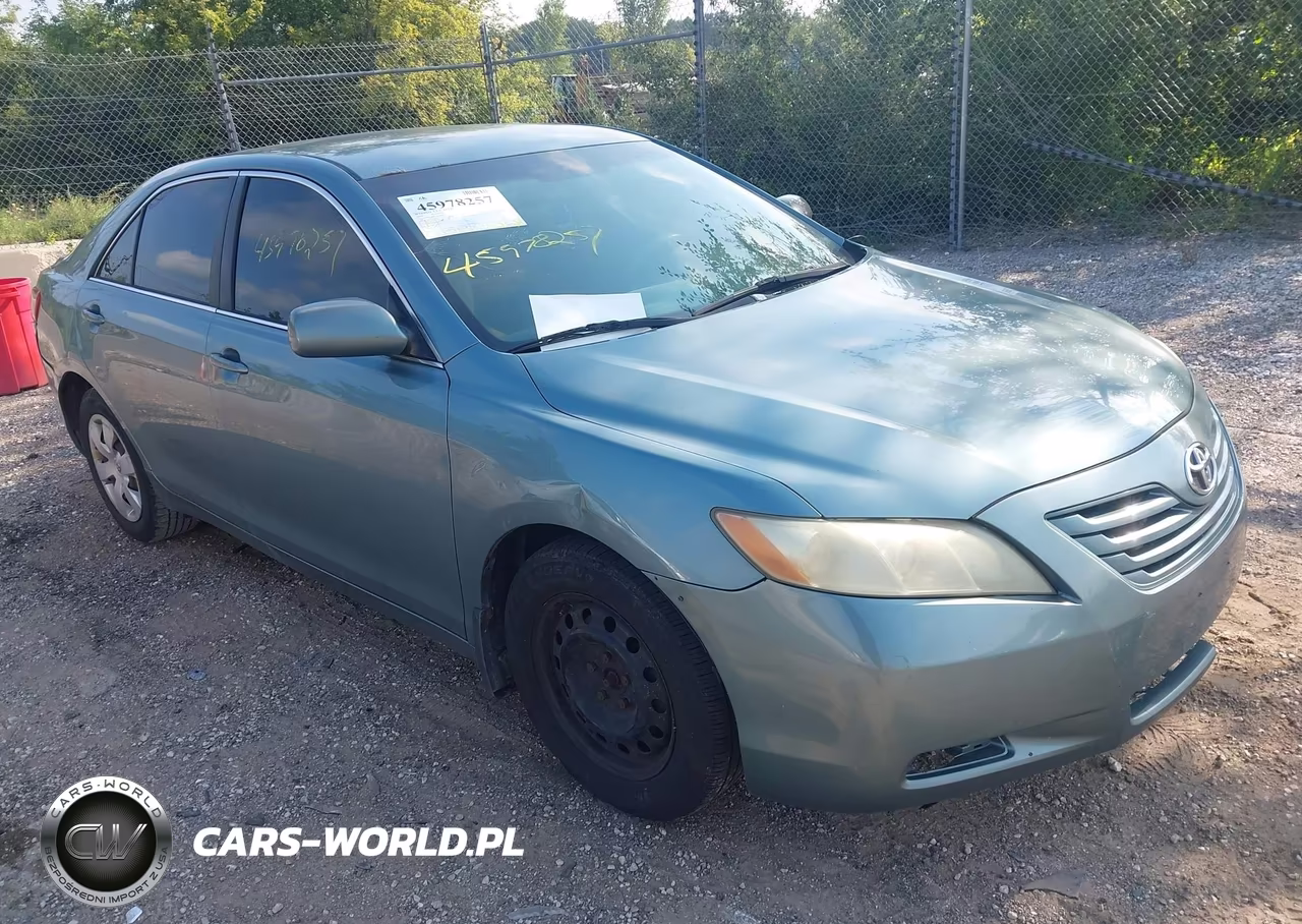 2009 Toyota Camry Le – zdjęcie 1 z 12