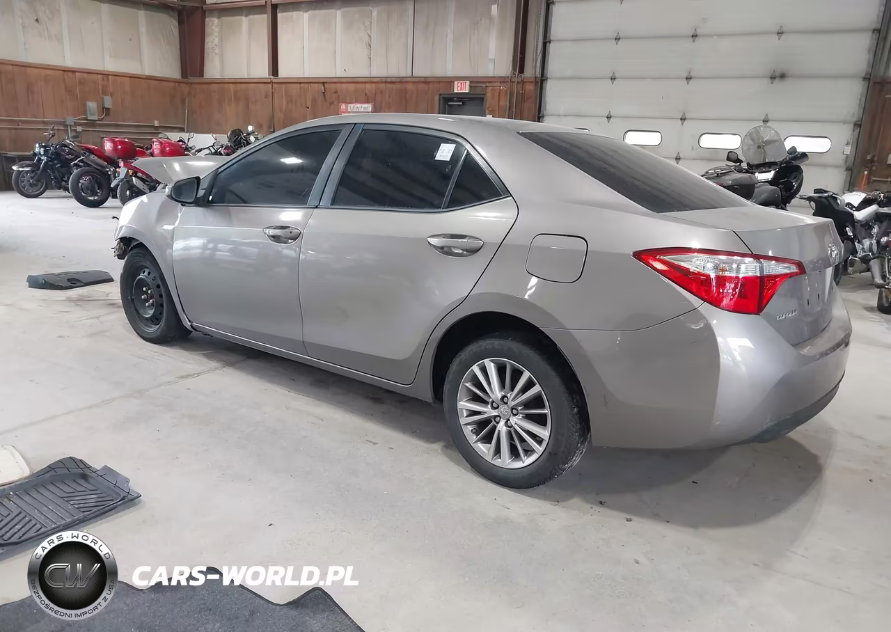 2014 Toyota Corolla Le Plus VIN:5YFBURHE8EP120112 - 3