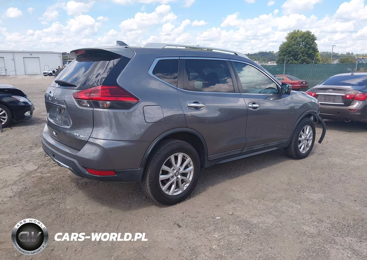 2017 Nissan Rogue Sv VIN:5N1AT2MV0HC847121 - 4
