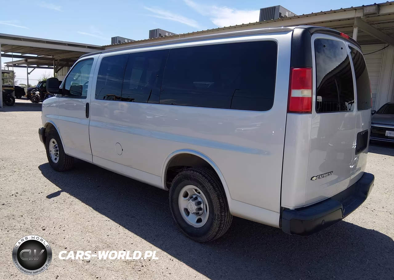 2018 Chevrolet Express 2500 Ls VIN:1GAWGEFG9J1272770 - 3