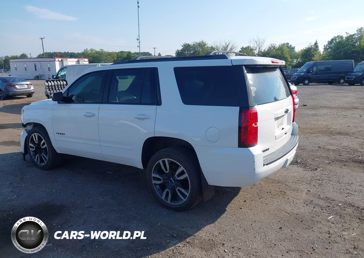 2018 Chevrolet Tahoe Premier VIN:1GNSKCKC7JR104386 - 3
