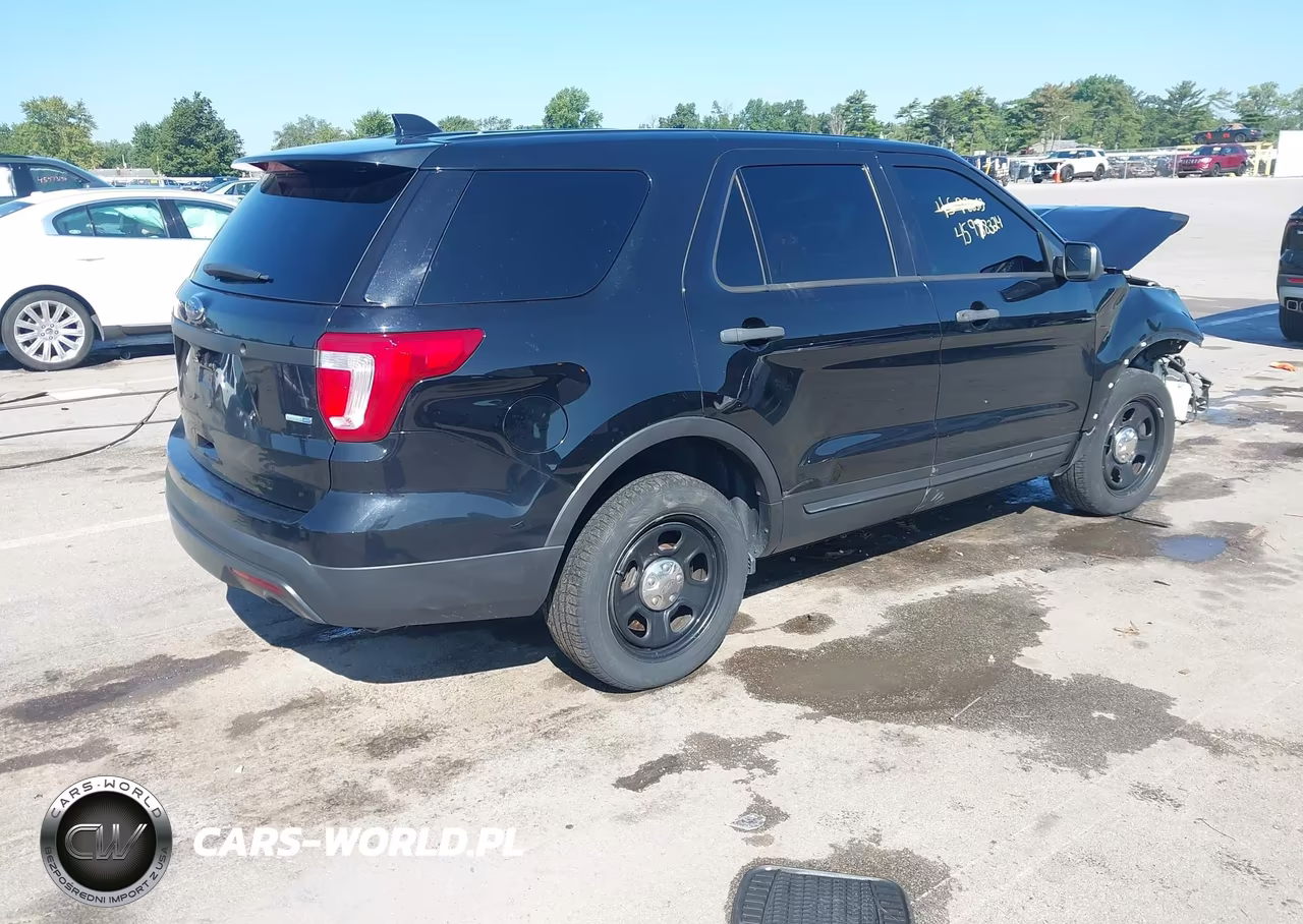 2016 Ford Utility Police Interceptor VIN:1FM5K8AR2GGA01465 - 4