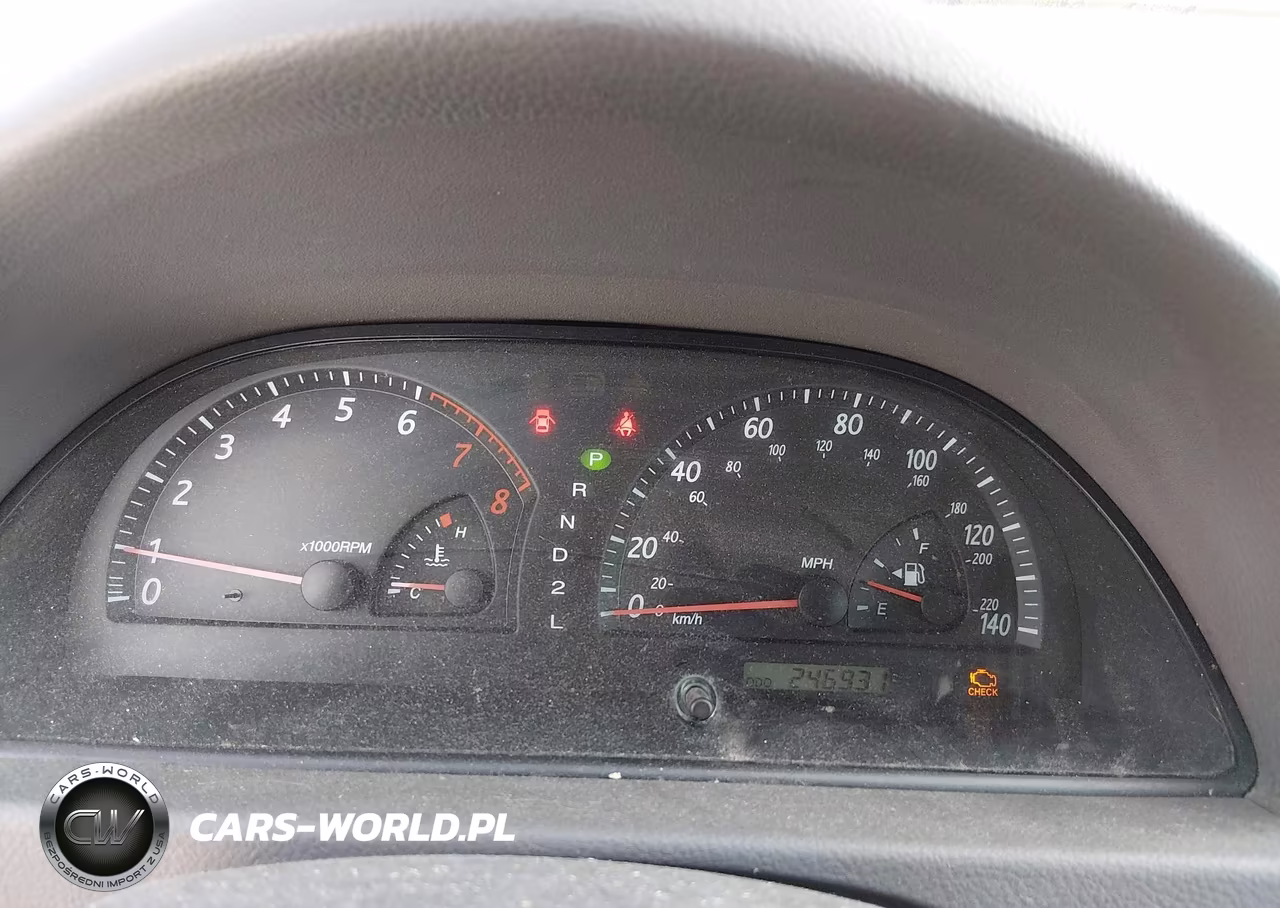2002 Toyota Camry Le VIN:JTDBE32K420079685 - 7