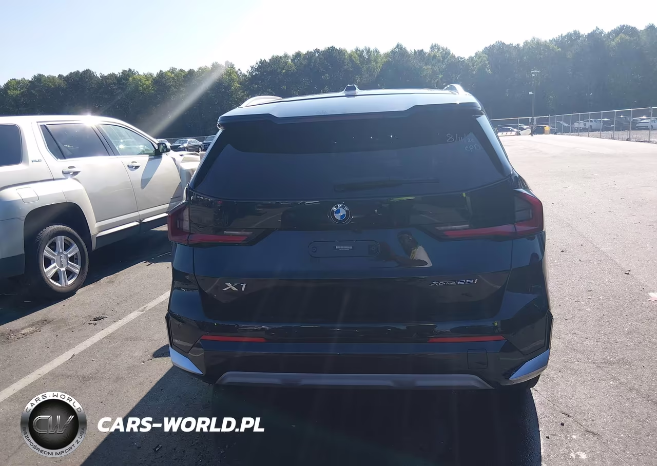 2023 BMW X1 xDrive28I VIN:WBX73EF03P5W00733 - 16