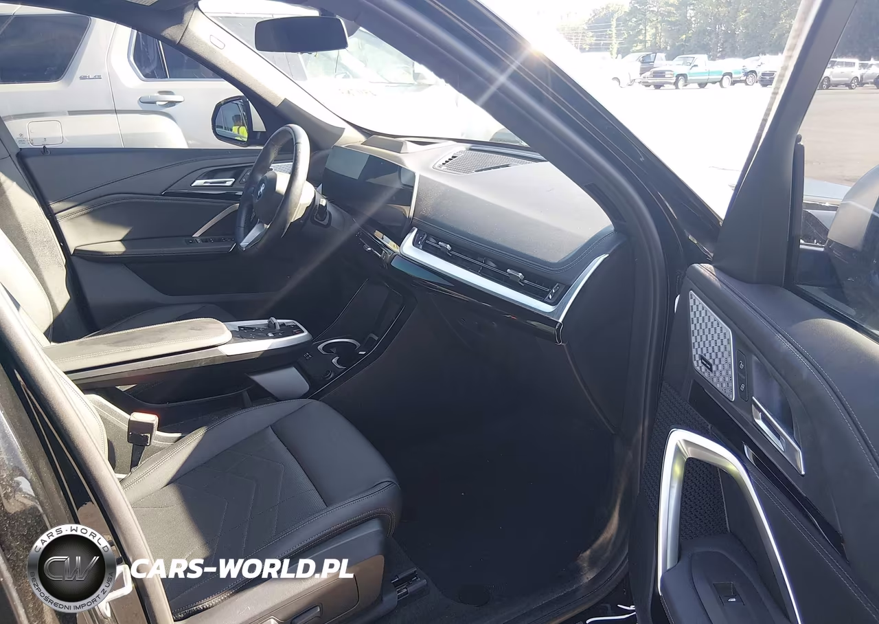 2023 BMW X1 xDrive28I VIN:WBX73EF03P5W00733 - 5
