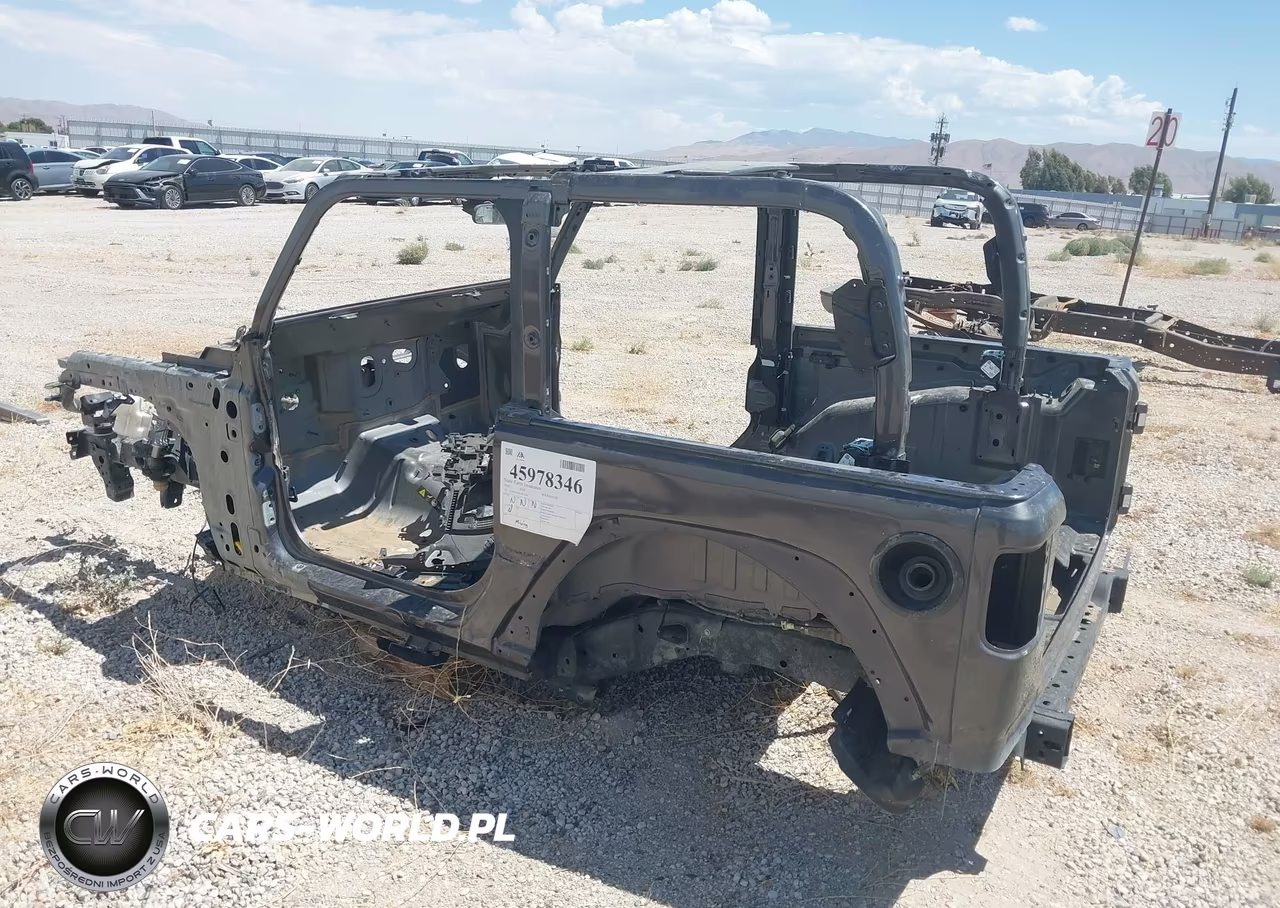 2020 Jeep Wrangler Sport 4X4 VIN:1C4GJXAG0LW315267 - 3