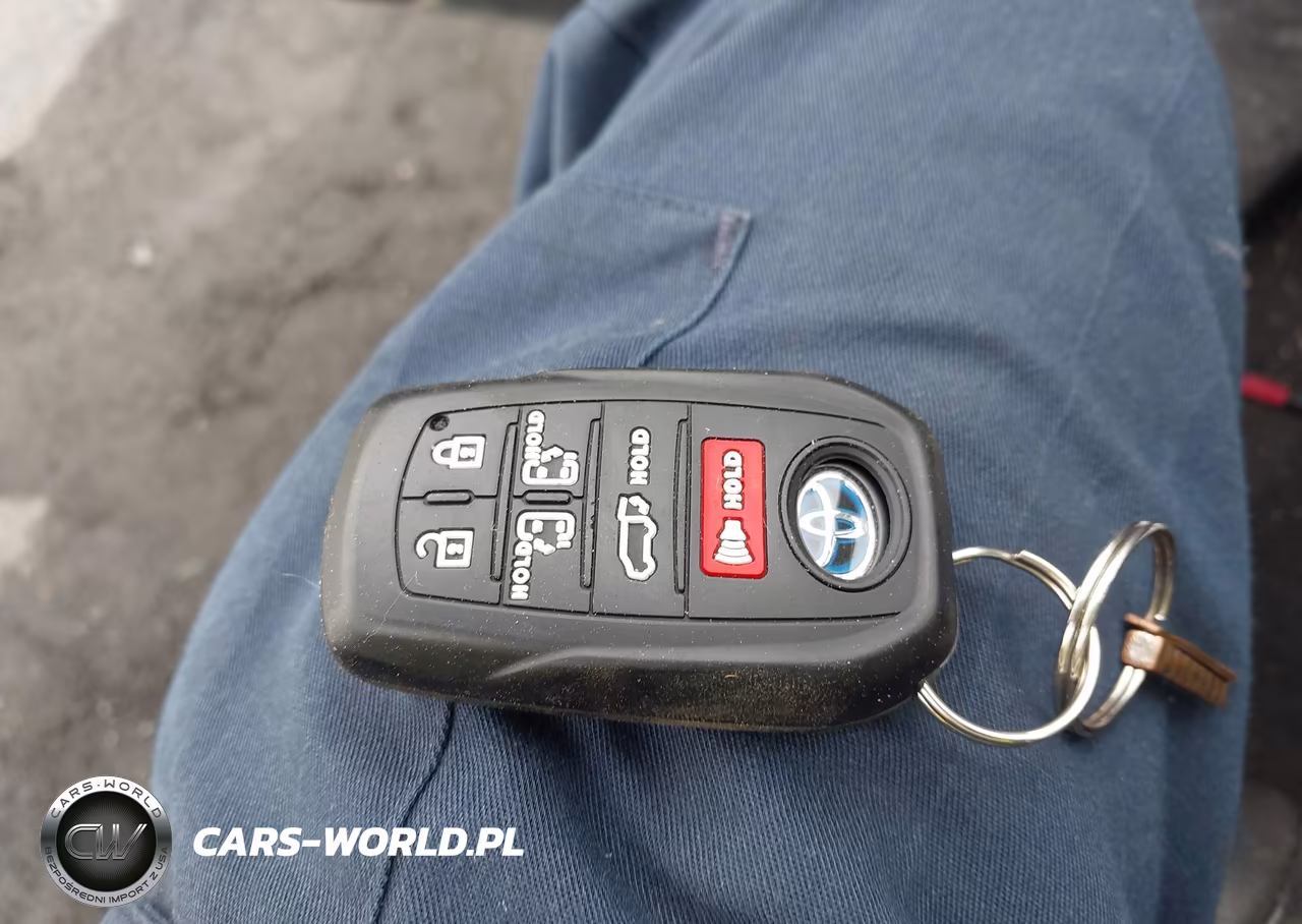 2022 Toyota Sienna Xle Woodland Edition VIN:5TDASKFC2NS057221 - 11
