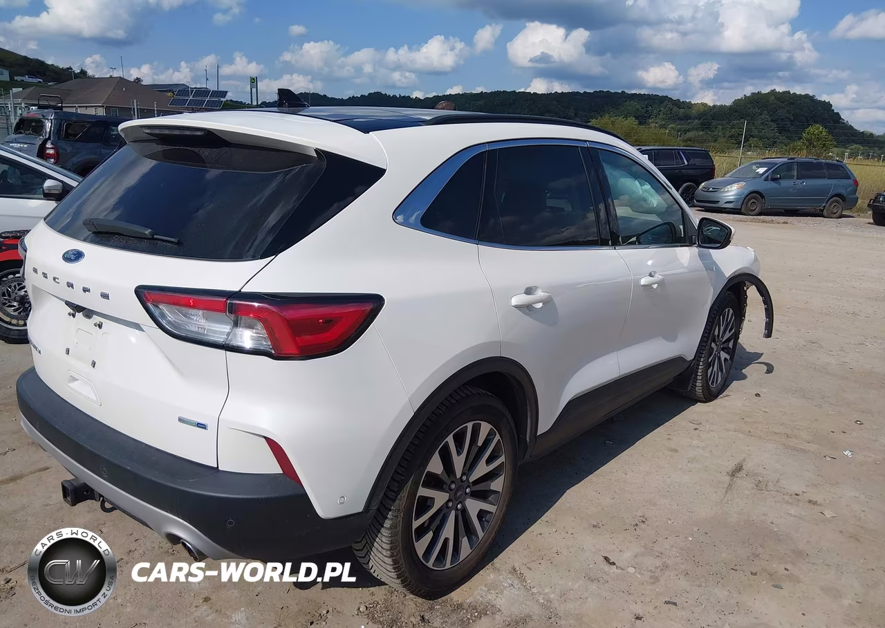 2020 Ford Escape Titanium VIN:1FMCU9J99LUA28097 - 4