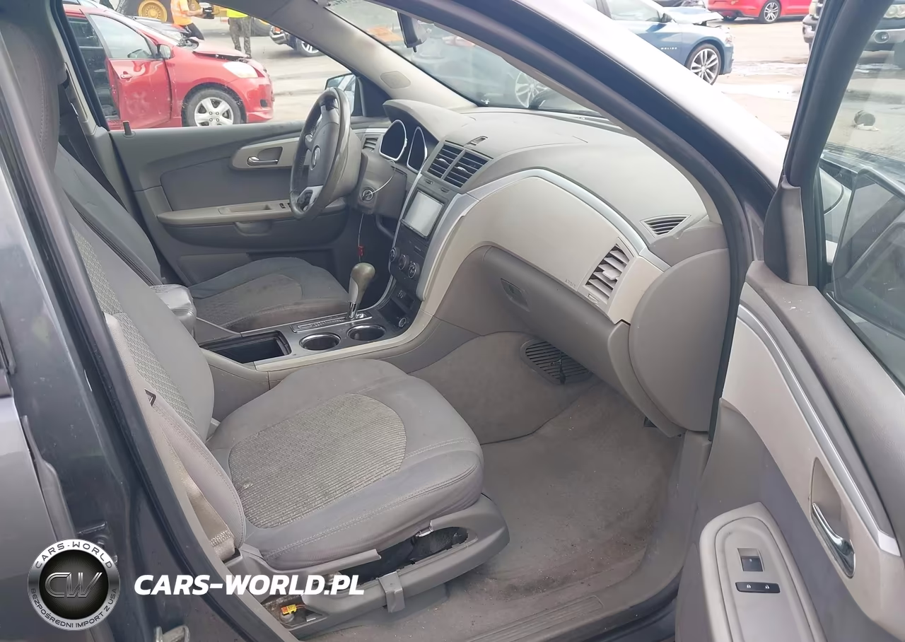 2012 Chevrolet Traverse Ls VIN:1GNKRFED3CJ381006 - 5