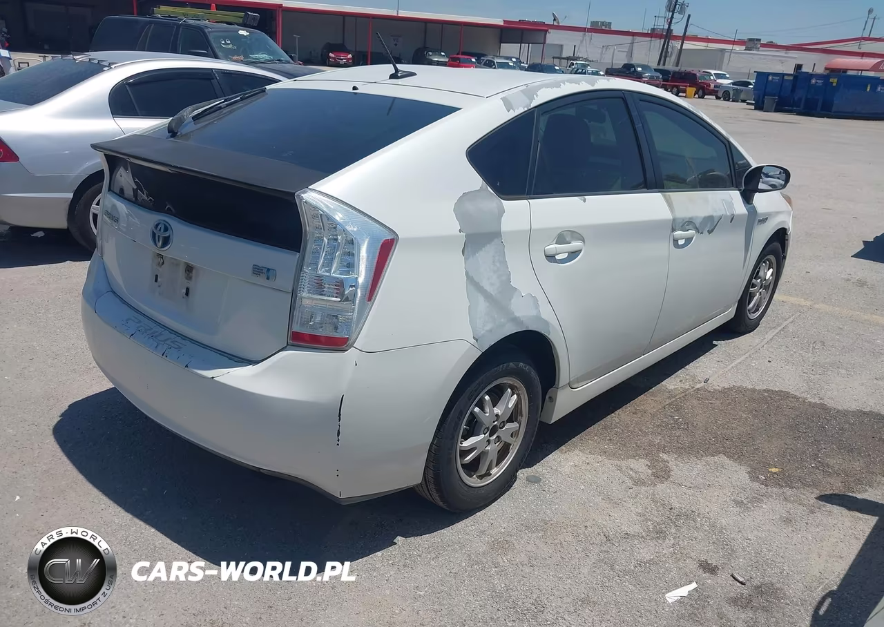 2010 Toyota Prius Iii VIN:JTDKN3DU5A0064495 - 4