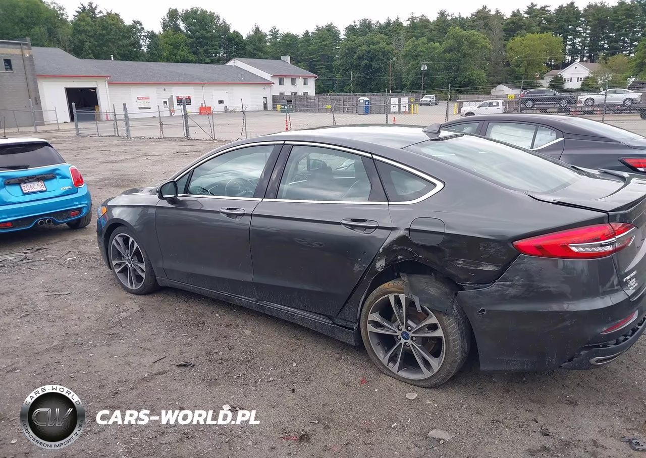 2020 Ford Fusion Titanium VIN:3FA6P0D92LR193292 - 15