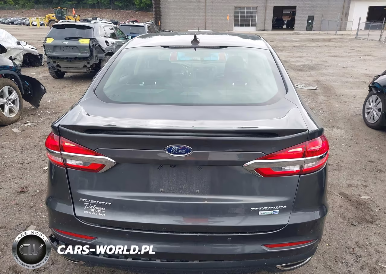 2020 Ford Fusion Titanium VIN:3FA6P0D92LR193292 - 17