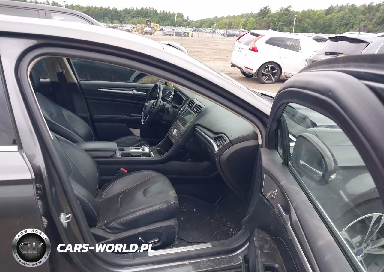 2020 Ford Fusion Titanium VIN:3FA6P0D92LR193292 - 5