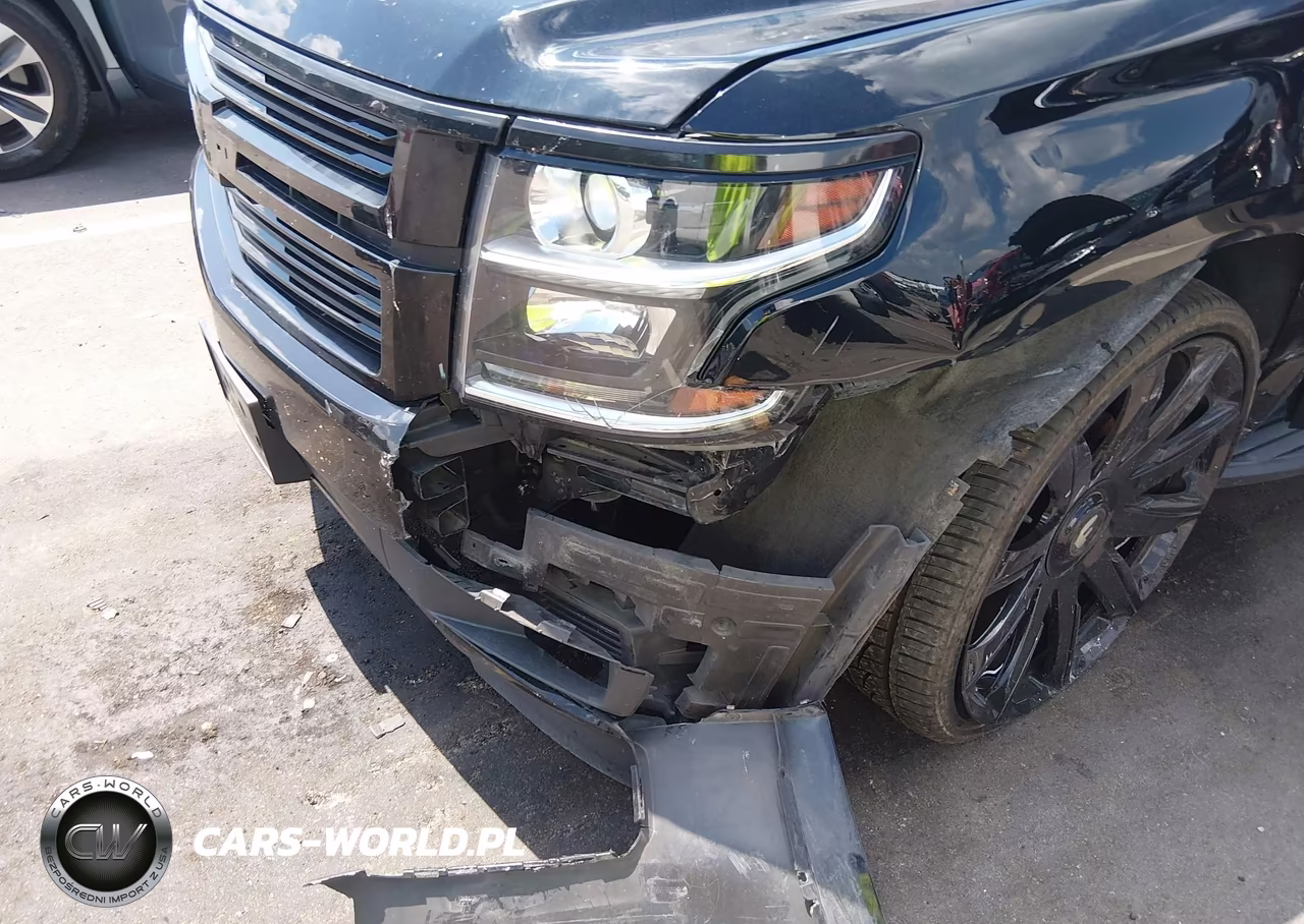 2018 Chevrolet Suburban Lt VIN:1GNSKHKC4JR134474 - 6