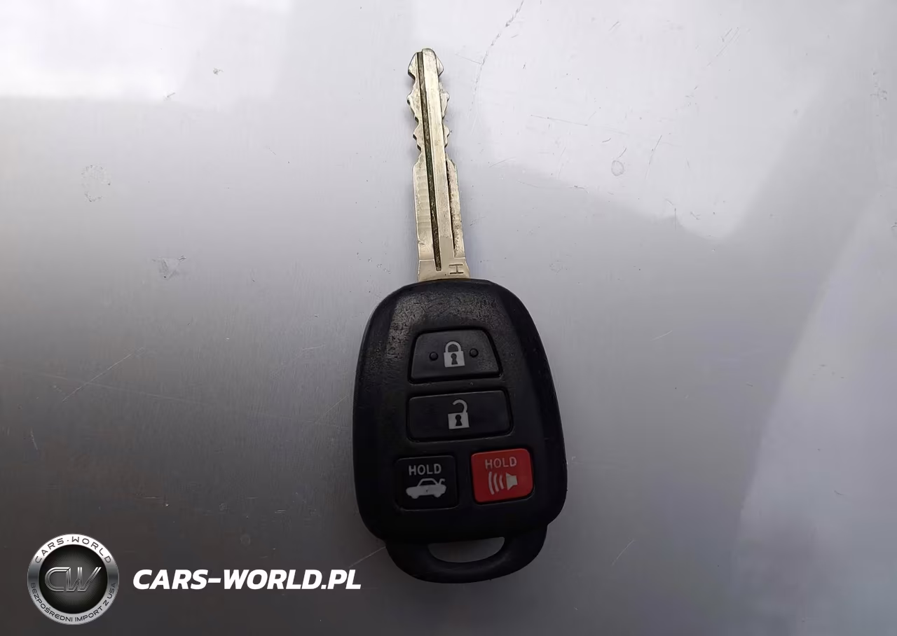 2017 Toyota Corolla Le VIN:5YFBURHE9HP723008 - 11