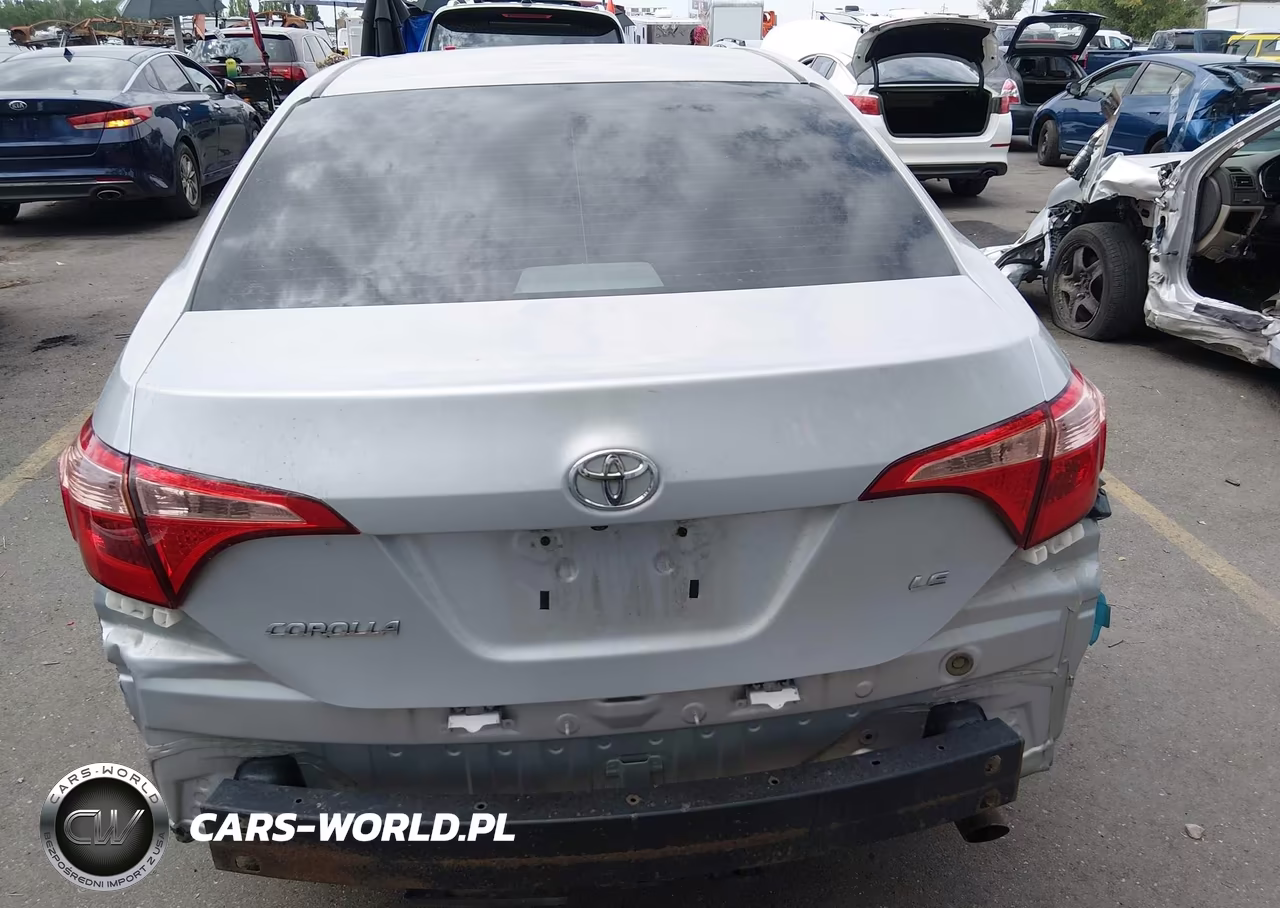 2017 Toyota Corolla Le VIN:5YFBURHE9HP723008 - 17