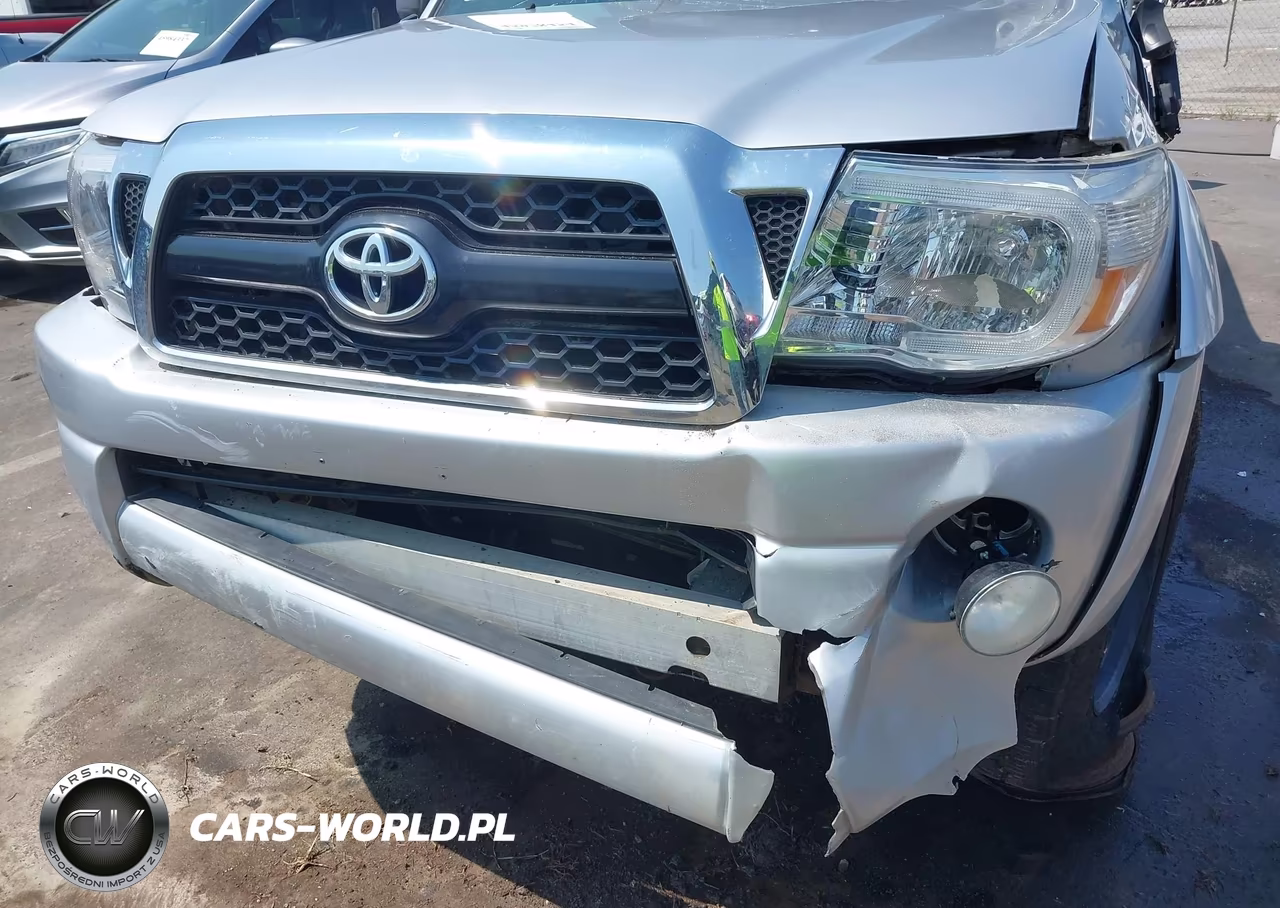 2011 Toyota Tacoma Base V6 VIN:5TFUU4ENXBX017478 - 12