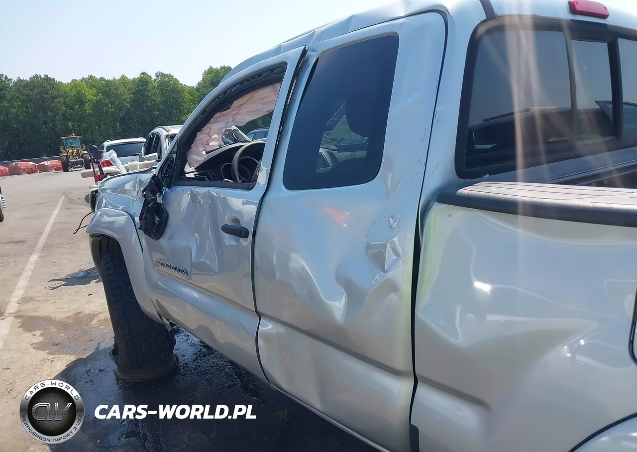 2011 Toyota Tacoma Base V6 VIN:5TFUU4ENXBX017478 - 14