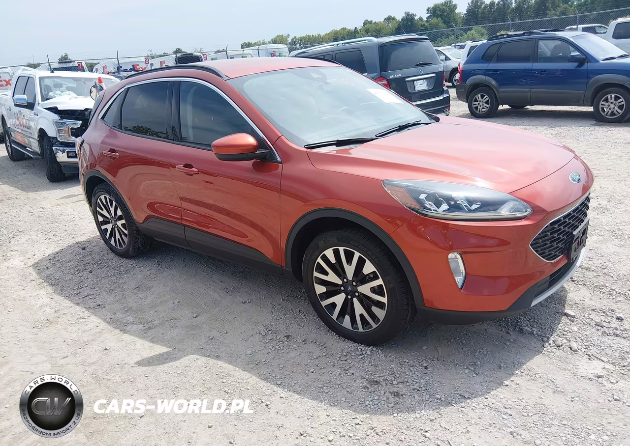 2020 Ford Escape Sel