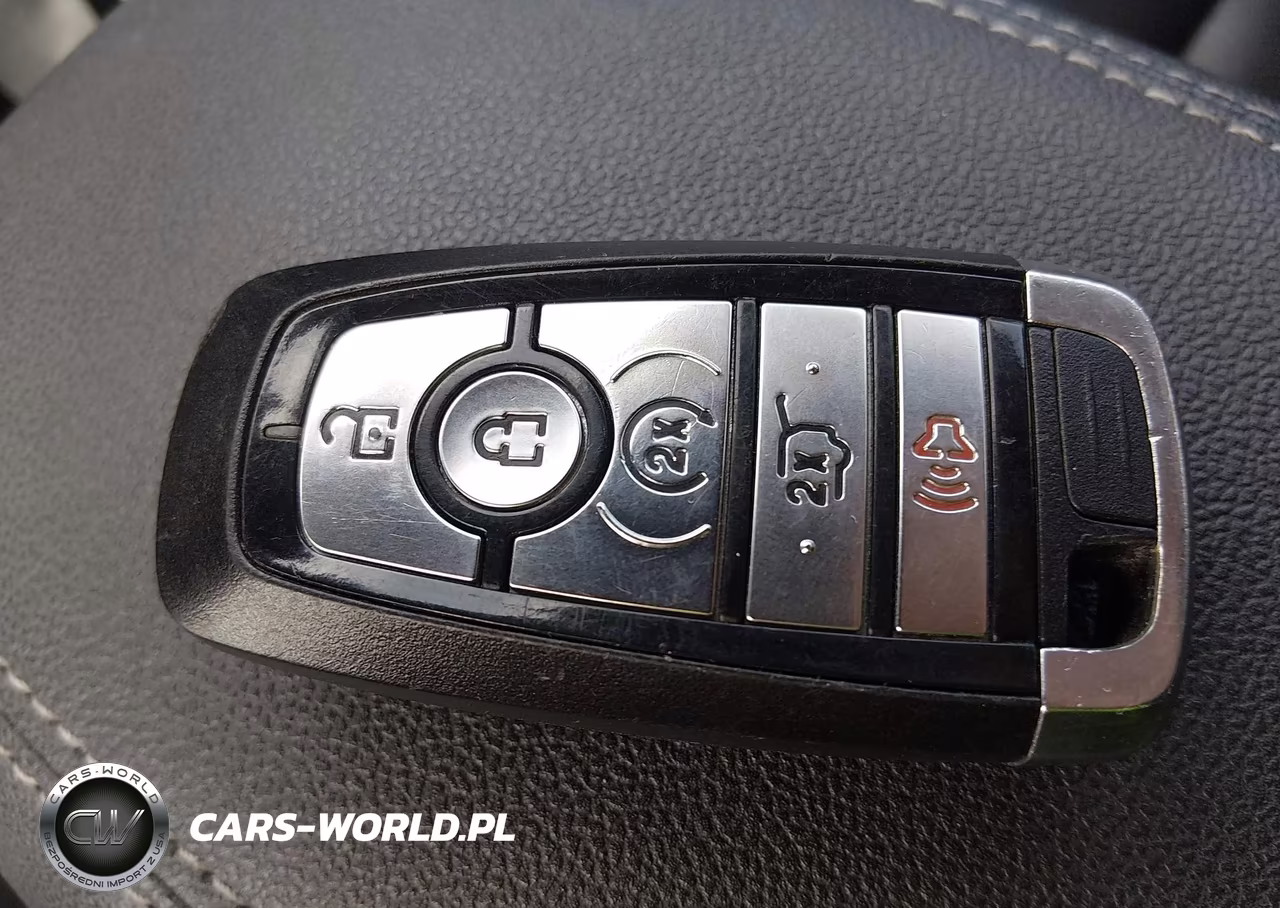 2020 Ford Escape Sel VIN:1FMCU9H98LUA26377 - 11