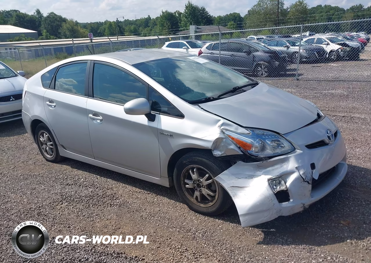 2011 Toyota Prius Three VIN:JTDKN3DU2B1470665 - 1