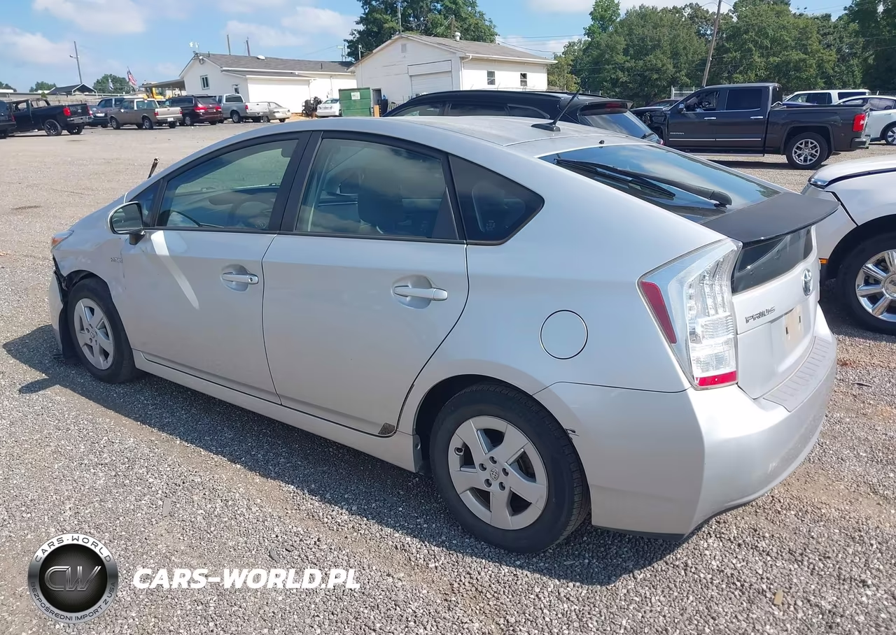2011 Toyota Prius Three VIN:JTDKN3DU2B1470665 - 3