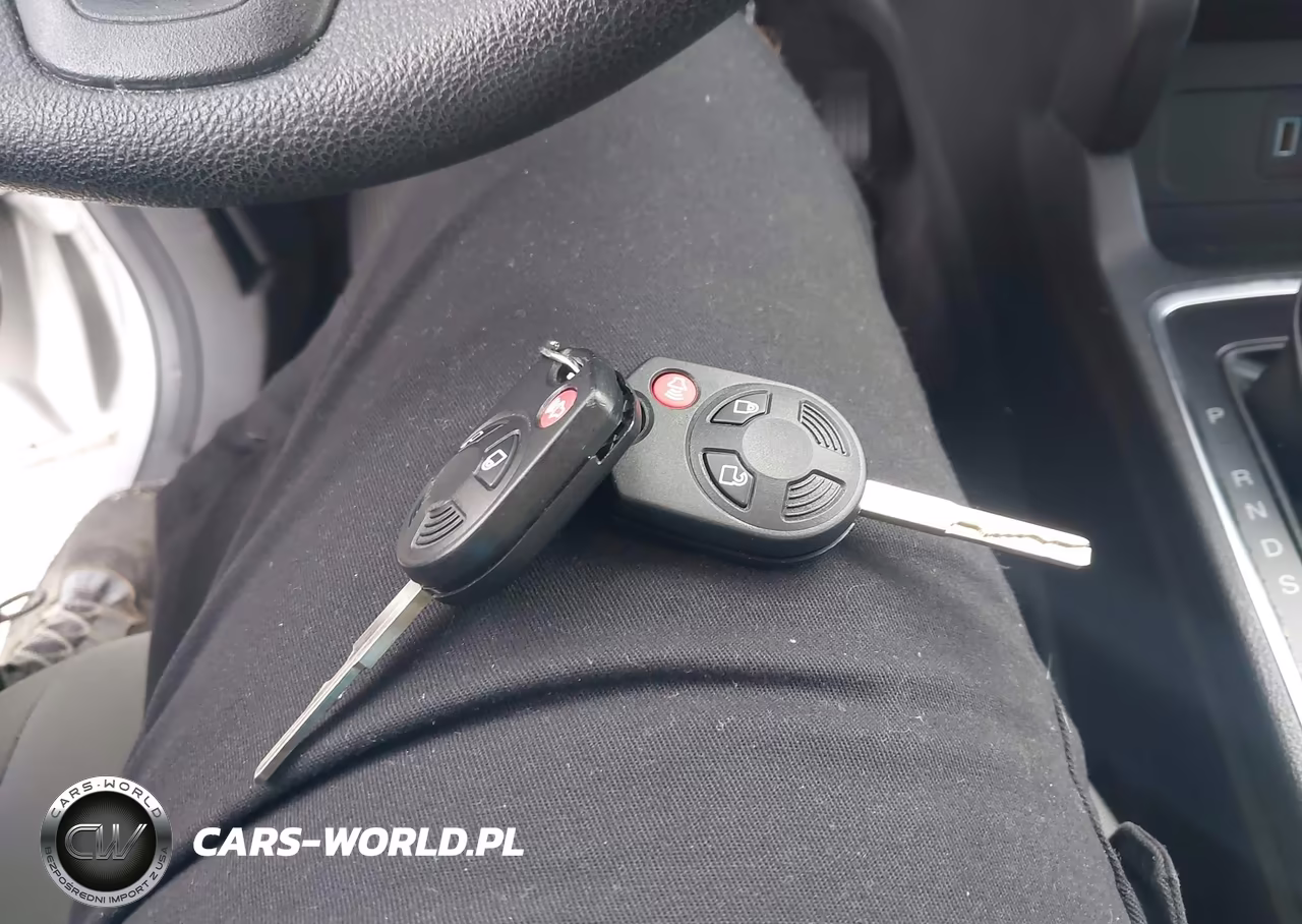 2019 Ford Escape S VIN:1FMCU0F7XKUB38478 - 11