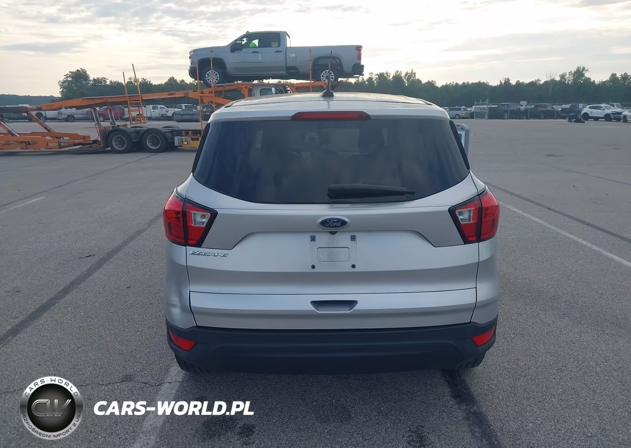 2019 Ford Escape S VIN:1FMCU0F7XKUB38478 - 16