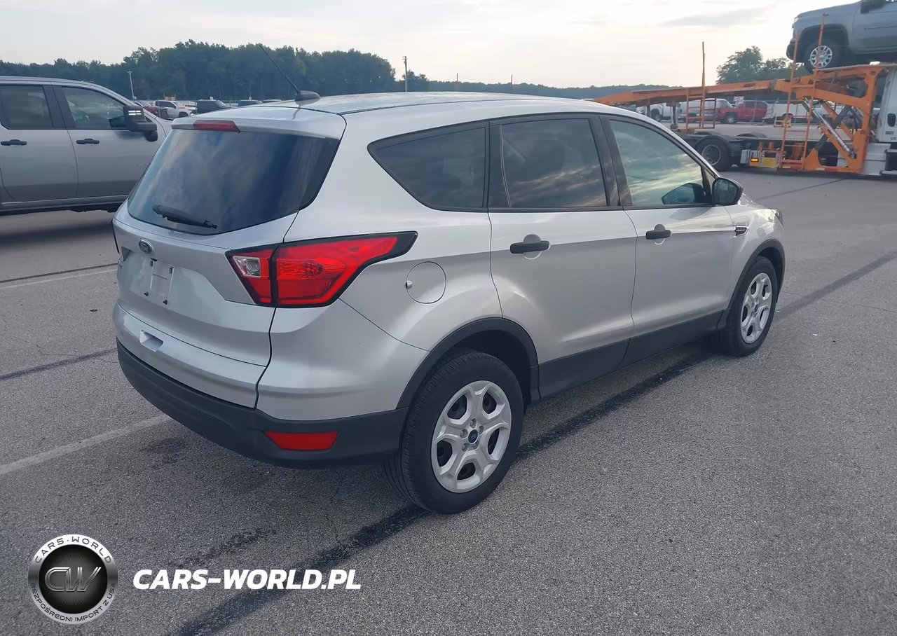 2019 Ford Escape S VIN:1FMCU0F7XKUB38478 - 4