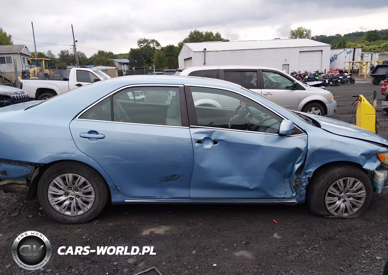 2014 Toyota Camry Le VIN:4T1BF1FK5EU738104 - 13