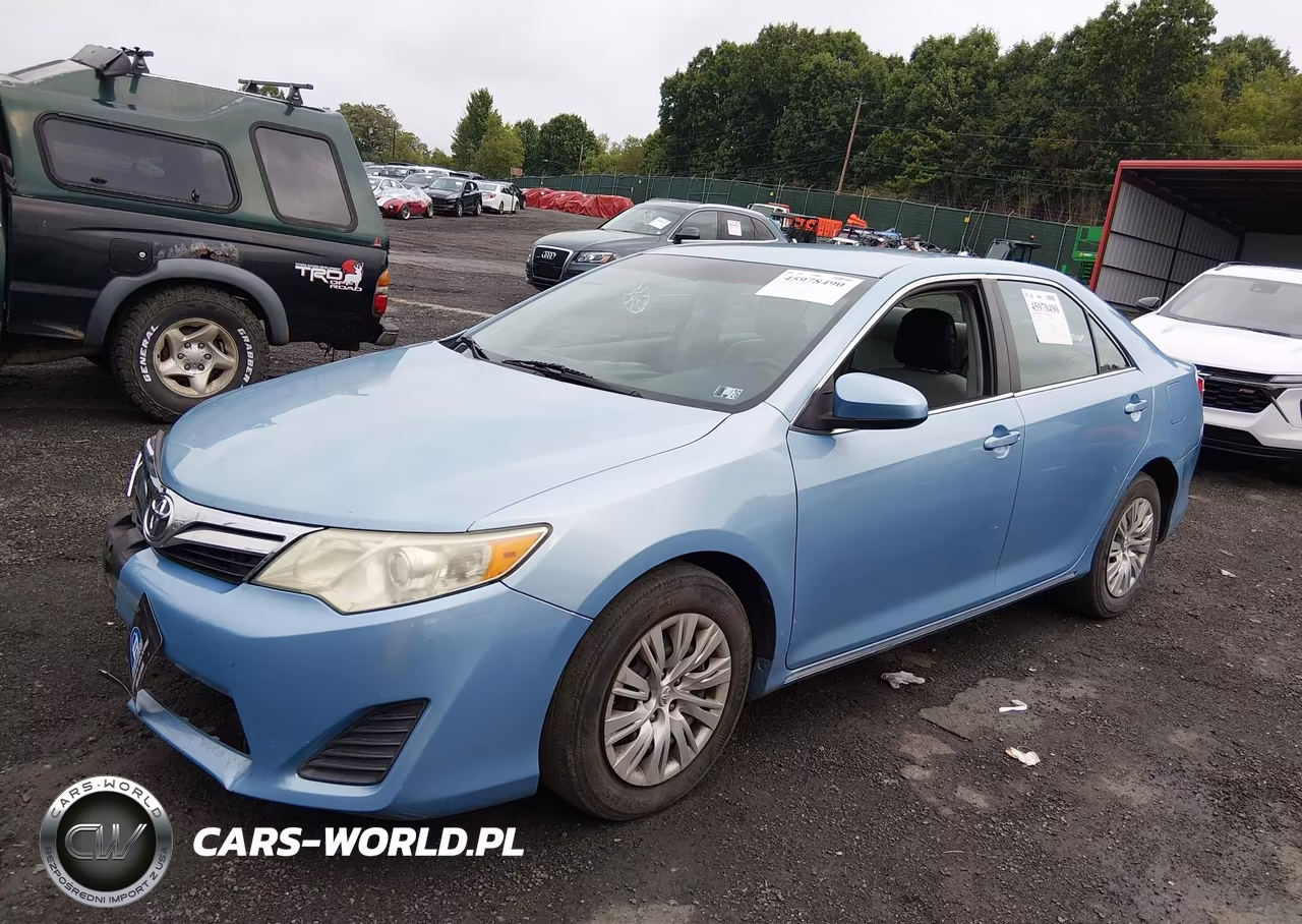 2014 Toyota Camry Le VIN:4T1BF1FK5EU738104 - 2